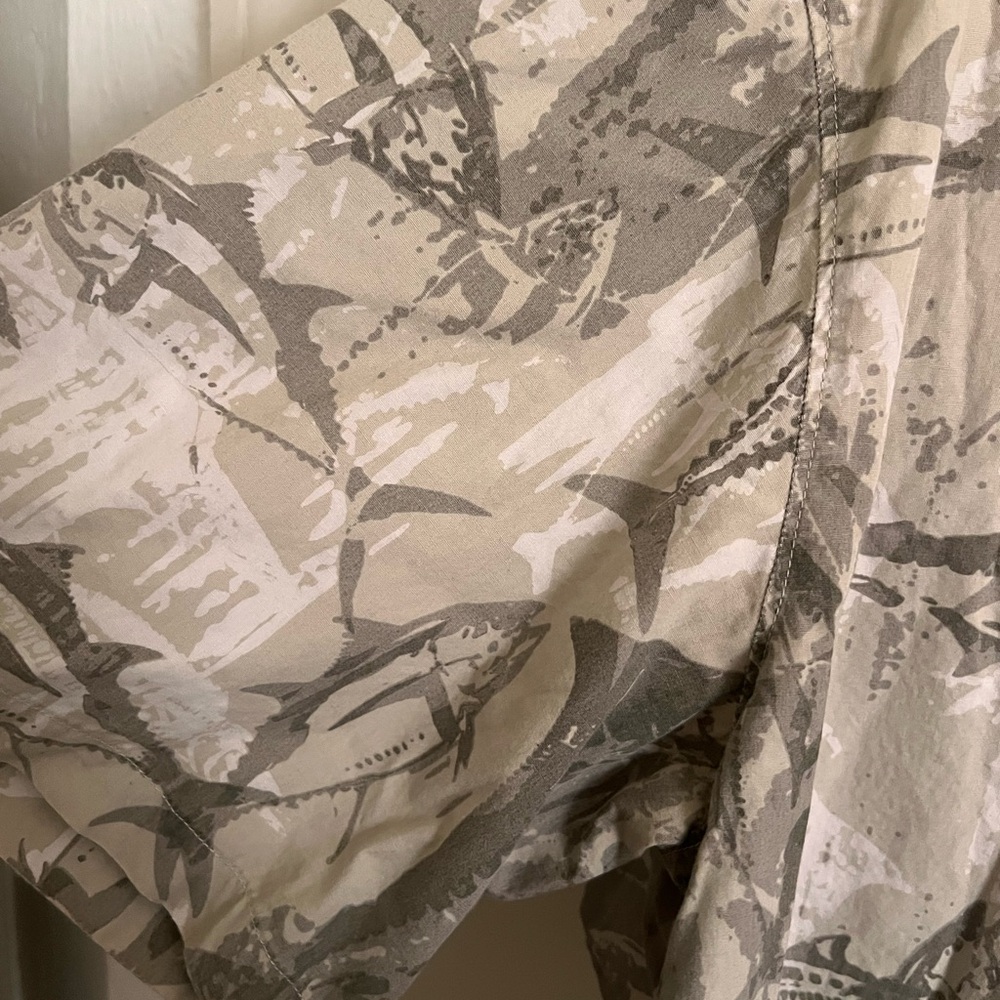 Men’s Columbia Camo/Fishing Shirt size Large - Picture 4 of 7